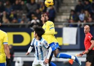 冲刺阶段突围战来临；托特纳姆围绕意大利杯刷新队史纪录；气氛紧张；资深球员宣示担当的简单介绍-英雄联盟有礼投注